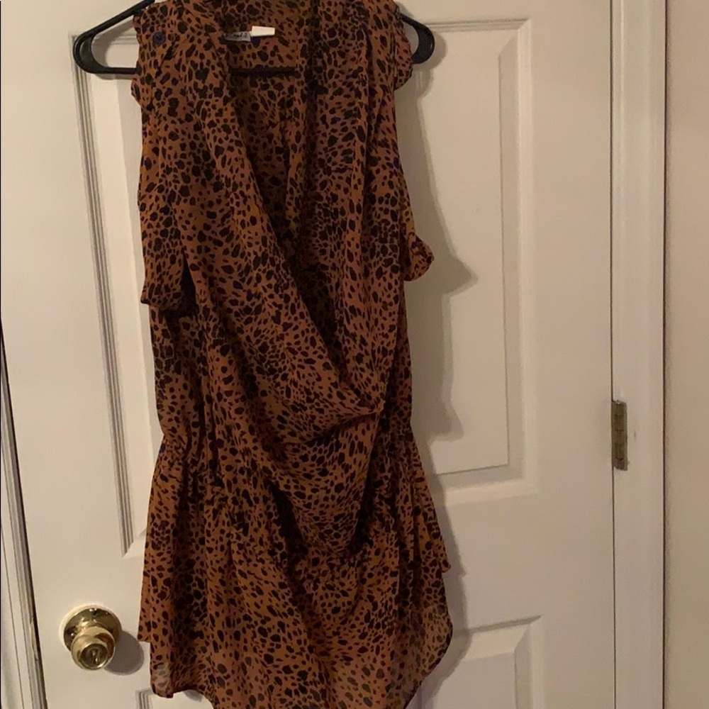 Sleeveless Leopard Print Tunic